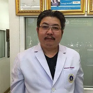 Dr. Kraichawin Korsangagotchalux, orthodontist
