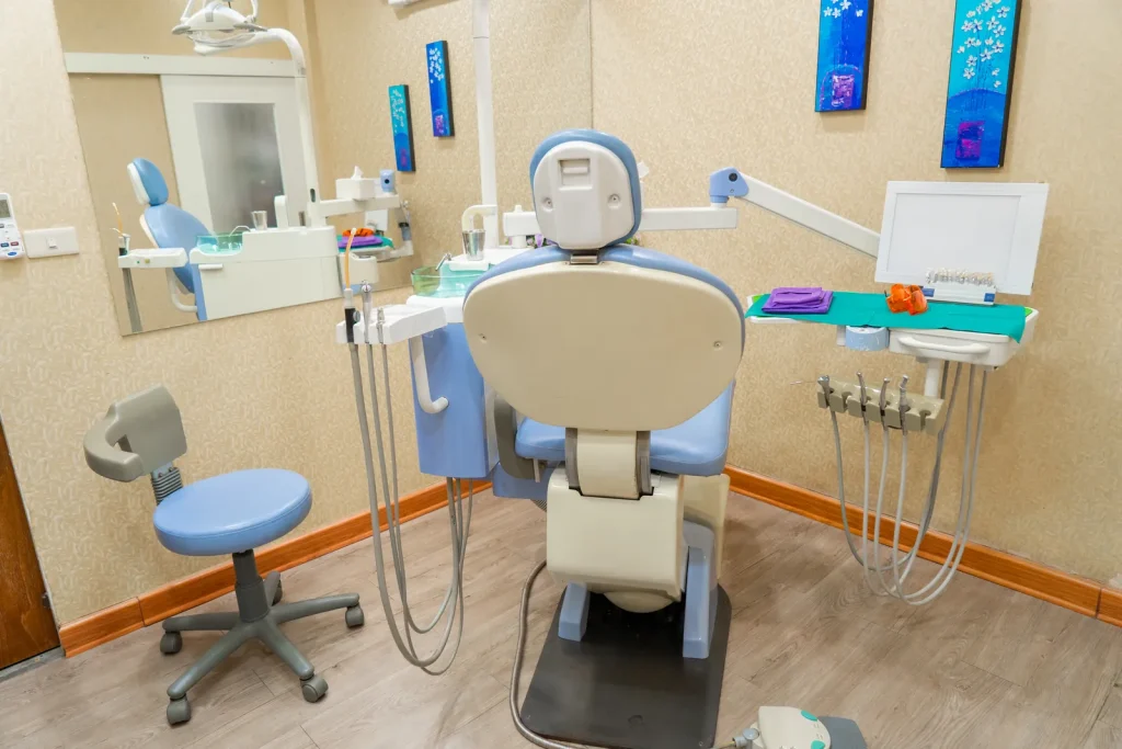 Dental treatment room at Pattaya Smile Dental Clinic